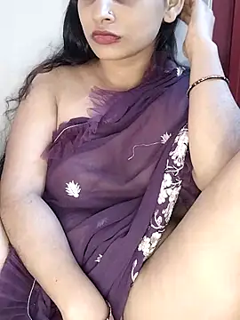 Snapshot of Beautifulsex4u chatting on 02.27.25 Beautifulsex4u online show from 02.27.25