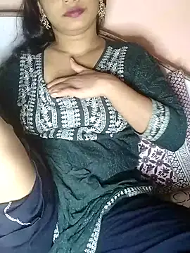 Snapshot of Beautifulsex4u chatting on 09.14.25 Beautifulsex4u online show from 09.14.25