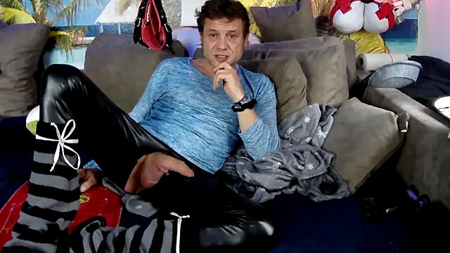 druckfug online show from 11.24.25