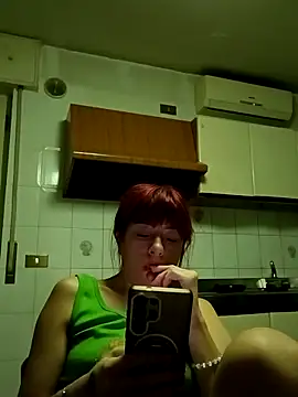 Snapshot of Annarella_Pika chatting on 06.11.26 Annarella Pika online show from 06.11.26