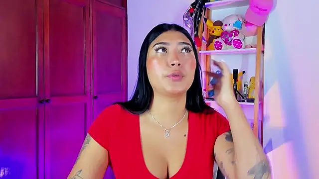 eymy-hadid online show from 09.19.25