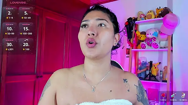 eymy-hadid online show from 09.26.25