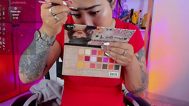 eymy-hadid online show from 09.28.25