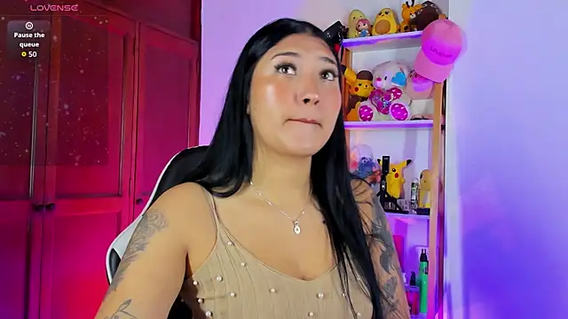 eymy-hadid online show from 09.29.25