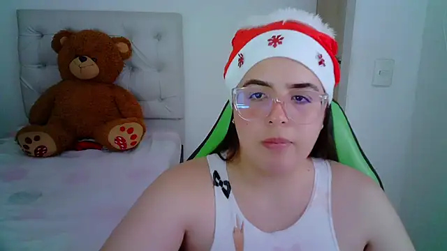 Snapshot of _alicia_z chatting on 12.28.24 alicia z online show from 12.28.24