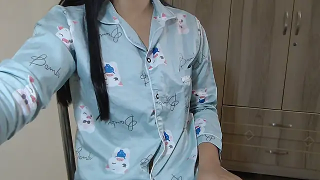 Beauty Asian Tina online show from 03.20.25