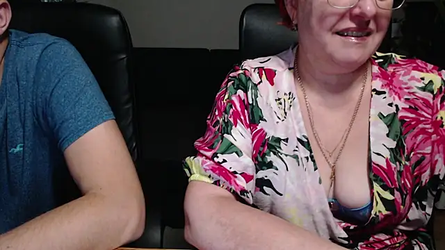 JoannaAndNeighbour online show from 10.28.25