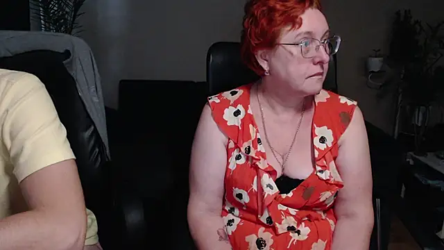 JoannaAndNeighbour online show from 11.17.25