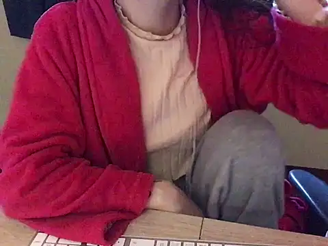 Snapshot of YumieCp chatting on 03.09.25 YumieCp online show from 03.09.25