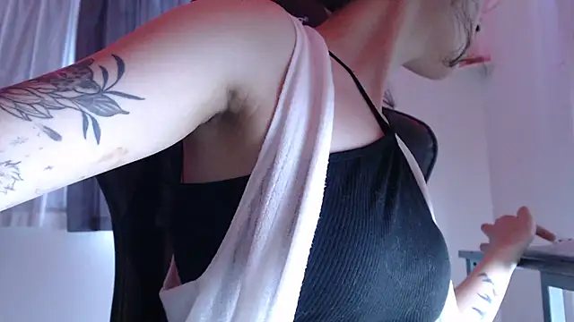 Snapshot of YumieCp chatting on 10.07.25 YumieCp online show from 10.07.25