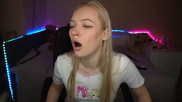 AmandaFiree online show from 11.14.25