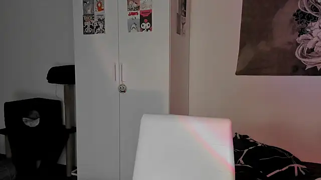 t0riayun0 online show from 12.05.24