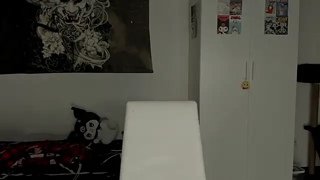 t0riayun0 online show from 03.04.25