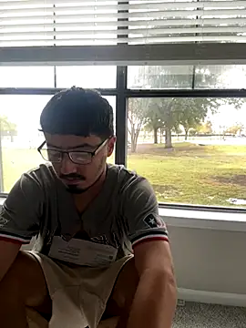 Bbyboyivan online show from 11.30.25