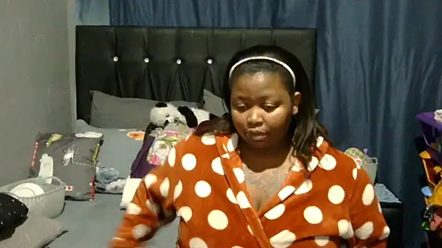 Snapshot of caramelbooty69 chatting on 10.07.25 caramelbooty69 online show from 10.07.25