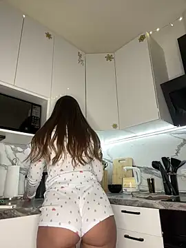 Lex Love online show from 12.18.24