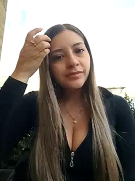 Snapshot of alana_69 chatting on 06.18.26 alana 69 online show from 06.18.26
