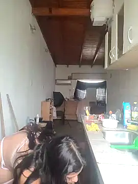 ZaraHoney online show from 01.29.25