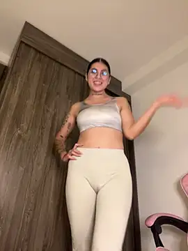 Sarasanders 4 online show from 01.08.25