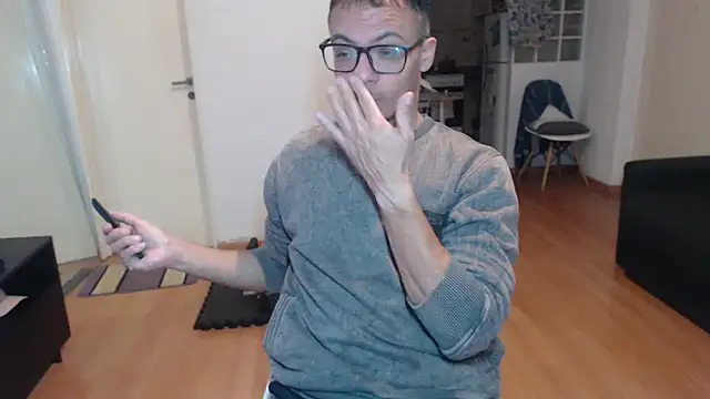 guachin hunk online show from 06.03.26