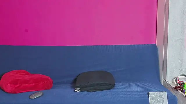 Young Strawberryy online show from 06.24.26