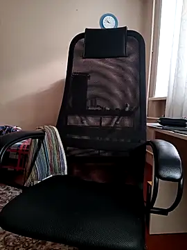 Snapshot of sergeysas chatting on 11.30.25 sergeysas online show from 11.30.25