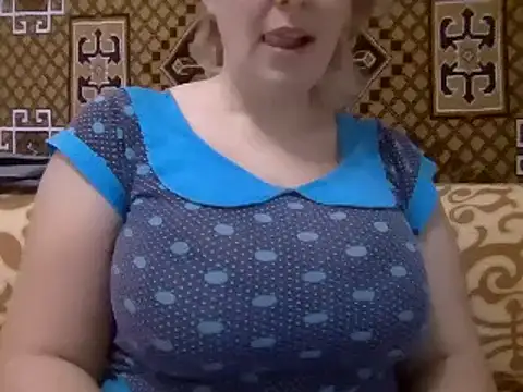 Snapshot of Diana_Britt chatting on 12.07.24 Diana Britt online show from 12.07.24