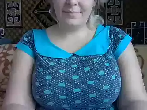 Snapshot of Diana_Britt chatting on 12.07.24 Diana Britt online show from 12.07.24