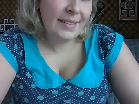 Snapshot of Diana_Britt chatting on 02.08.25 Diana Britt online show from 02.08.25