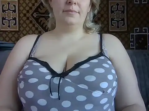 Snapshot of Diana_Britt chatting on 03.07.25 Diana Britt online show from 03.07.25