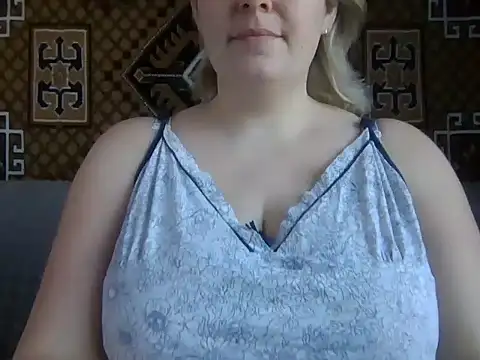Snapshot of Diana_Britt chatting on 03.09.25 Diana Britt online show from 03.09.25