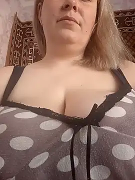 Diana Britt online show from 04.27.26