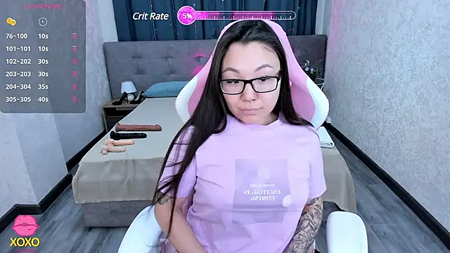 Snapshot of gentle_muse chatting on 02.17.25 gentle muse online show from 02.17.25