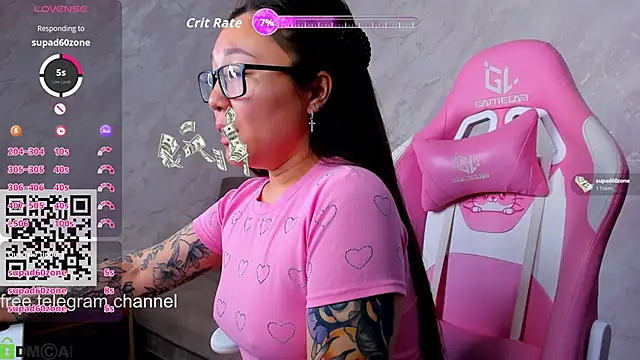 Snapshot of gentle_muse chatting on 11.07.25 gentle muse online show from 11.07.25