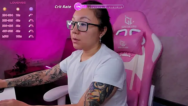 Snapshot of gentle_muse chatting on 11.14.25 gentle muse online show from 11.14.25