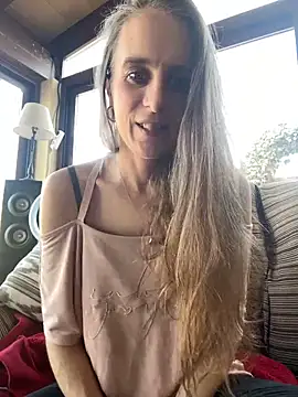 LadyChantale online show from 01.17.25