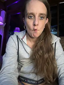 LadyChantale online show from 01.22.25