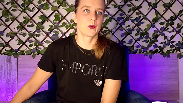 LadyChantale online show from 09.22.25