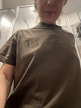 Snapshot of LadyChantale chatting on 02.17.26 LadyChantale online show from 02.17.26