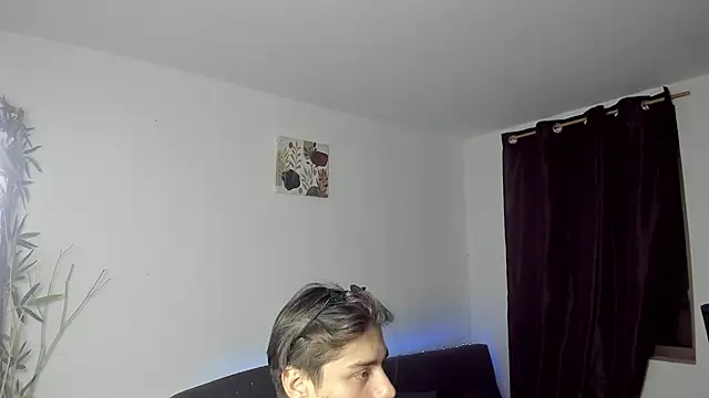 Giordano Russo online show from 12.20.24