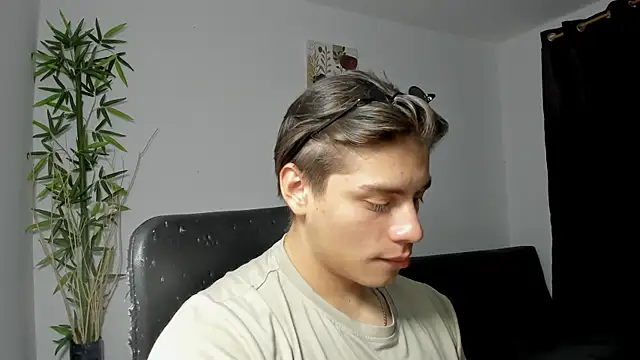 Giordano Russo online show from 02.09.25