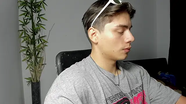 Giordano Russo online show from 03.05.25