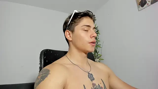 Giordano Russo online show from 03.16.25