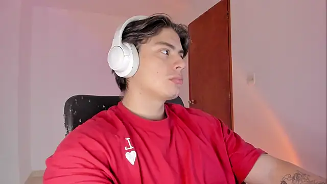 Giordano Russo online show from 04.02.26