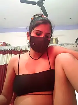 Snapshot of maahi-satva chatting on 11.20.25 maahi-satva online show from 11.20.25