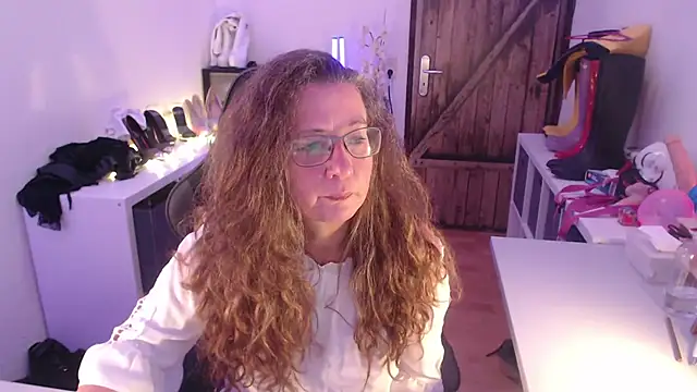 Snapshot of GeilesLuder75 chatting on 05.11.26 GeilesLuder75 online show from 05.11.26