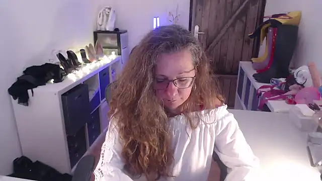 Snapshot of GeilesLuder75 chatting on 05.11.26 GeilesLuder75 online show from 05.11.26