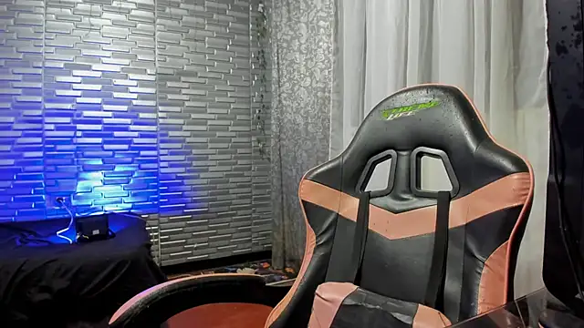 Ginger Sweetty online show from 03.10.26