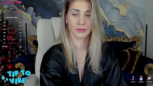 Snapshot of CassandraGood chatting on 12.19.24 CassandraGood online show from 12.19.24