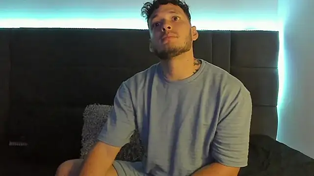 alejandro  2 online show from 09.18.25